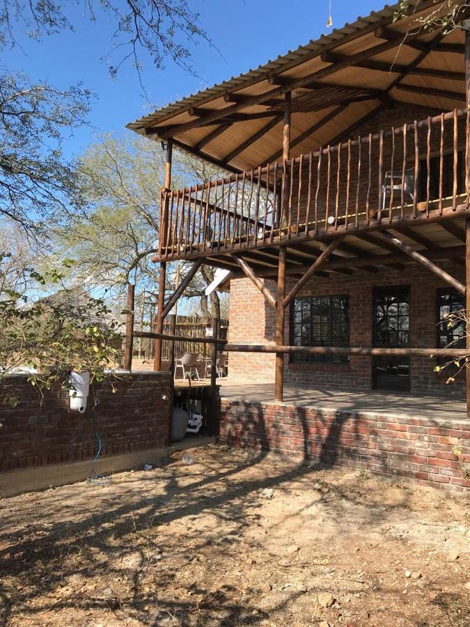 Kruger Wild Dog Inn มาร์ลอทพาร์ค ภายนอก รูปภาพ