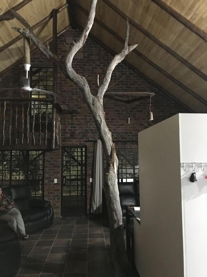 Kruger Wild Dog Inn มาร์ลอทพาร์ค ภายนอก รูปภาพ