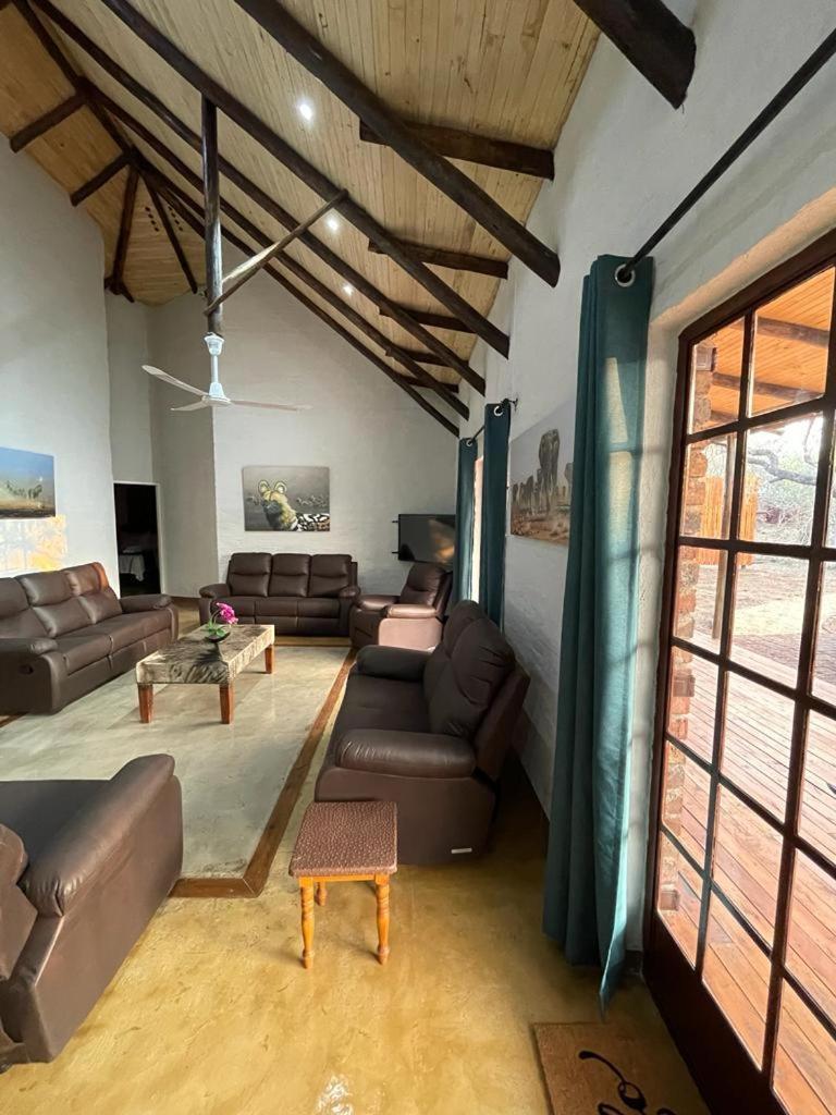 Kruger Wild Dog Inn มาร์ลอทพาร์ค ภายนอก รูปภาพ