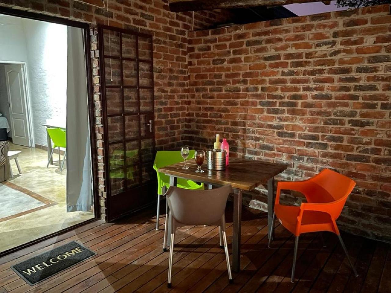 Kruger Wild Dog Inn มาร์ลอทพาร์ค ภายนอก รูปภาพ