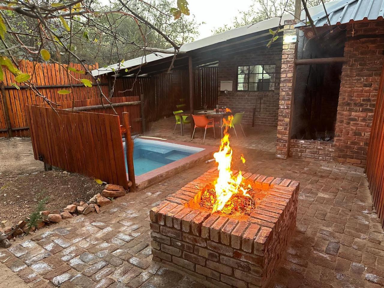 Kruger Wild Dog Inn มาร์ลอทพาร์ค ภายนอก รูปภาพ